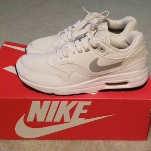 Women's Nike Sneakers